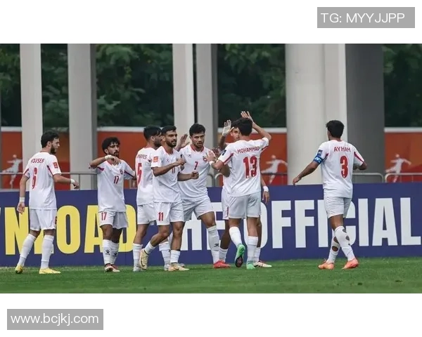 越南与朝鲜足球队激战正酣展现亚洲足球魅力与竞争力